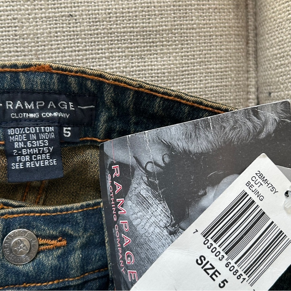 VTG 90’s Beaded Jeans - Picture 5 of 7